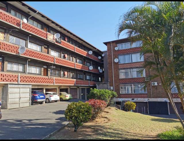 2 BEDROOM APARTMENT FOR SALE IN BLUFF